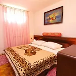 Ferienwohnung Fuer 5 Personen Ca 75 Qm In Pula, Istrien Istrische Riviera